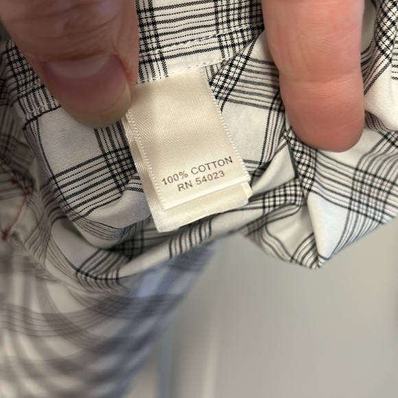 EUC Banana Republic plaid shirt. Men’s Large - Picture 9 of 9